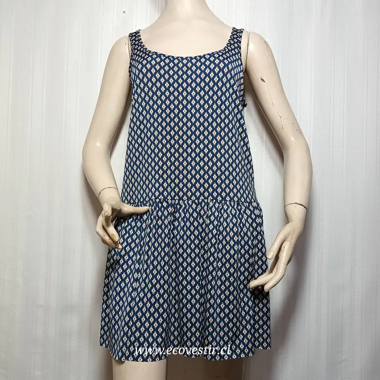 Vestido Corto Sin Mangas Estampado Pull & Bear - Talla L 1