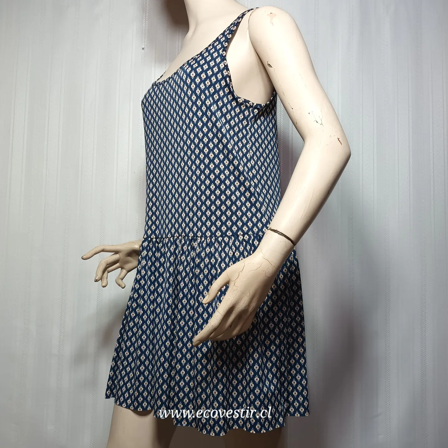 Vestido Corto Sin Mangas Estampado Pull & Bear - Talla L 3