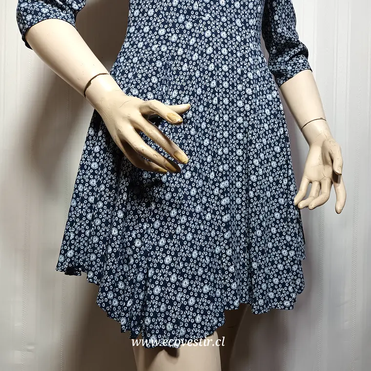 Vestido Corto Sin Mangas Estampado Pull & Bear - Talla L 5