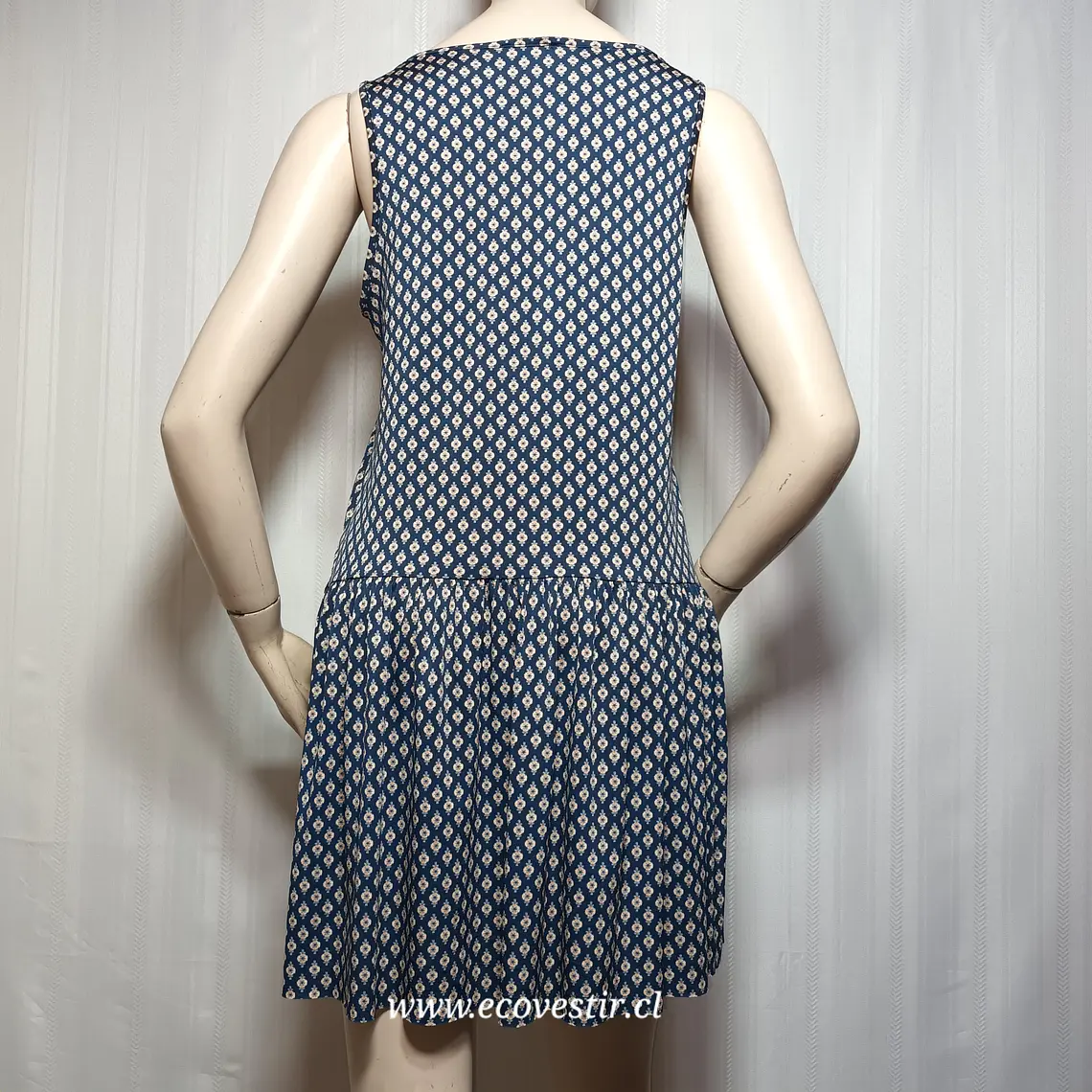 Vestido Corto Sin Mangas Estampado Pull & Bear - Talla L 4