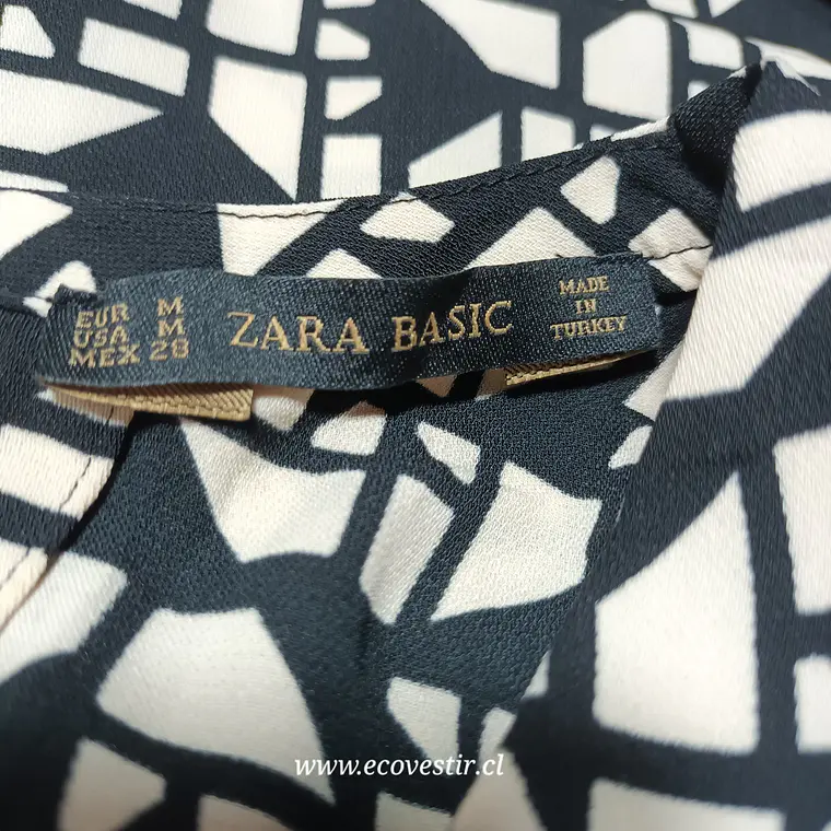  Blusa Zara Basic con Estampado Geométrico Blanco y Negro Talla M  5