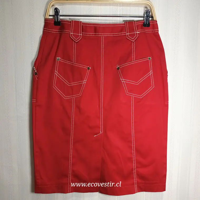 Falda Midi Roja con Costuras en Contraste D.P.C. by Vladim 3