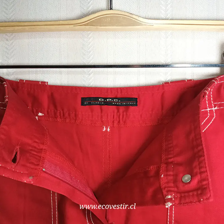 Falda Midi Roja con Costuras en Contraste D.P.C. by Vladim 4