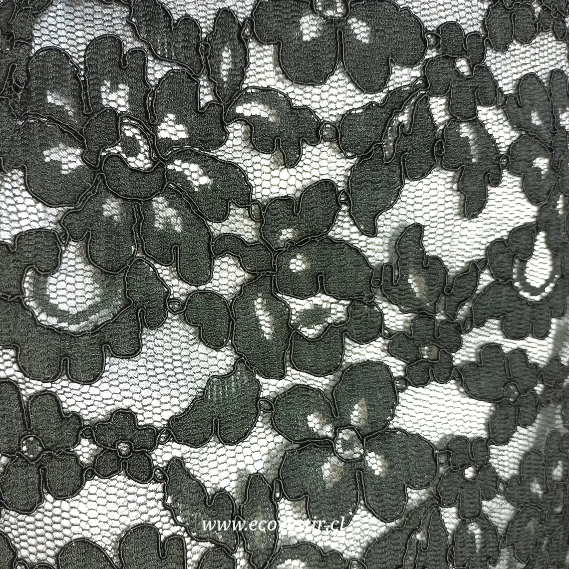 Falda Tubo de Encaje Negro con Forro Contraste 5
