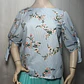 Blusa Rayas y Flores con Hombros Descubiertos Talla 8 - Miniatura 2