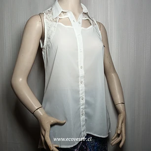 Blusa sin Mangas Blanca con Encaje Atmosphere - Talla 38