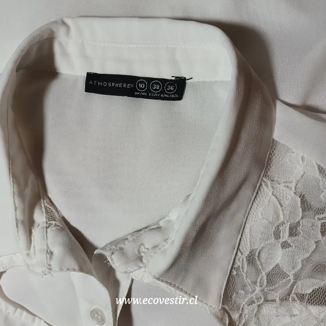 Blusa sin Mangas Blanca con Encaje Atmosphere - Talla 38 5