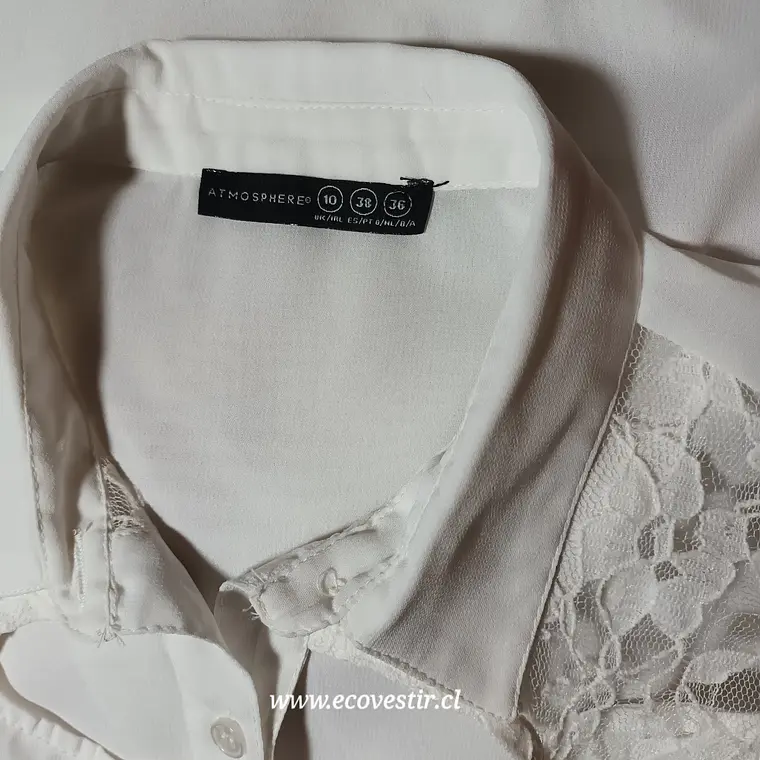 Blusa sin Mangas Blanca con Encaje Atmosphere - Talla 38 5