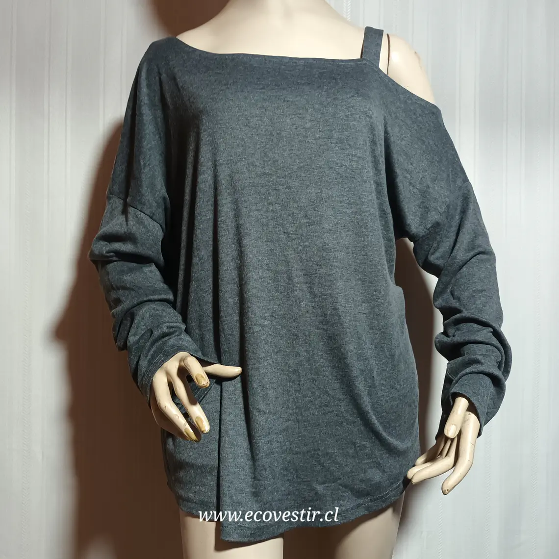 Polera Manga Larga Hombros Descubiertos Gris CYANSTYLE Talla XXL 1