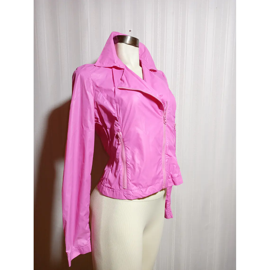 Cortaviento Fiorucci Rosado Mujer Cierre Cruzado Talla 40  3