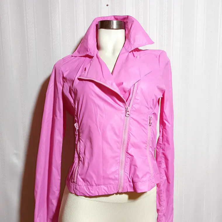 Cortaviento Fiorucci Rosado Mujer Cierre Cruzado Talla 40  1