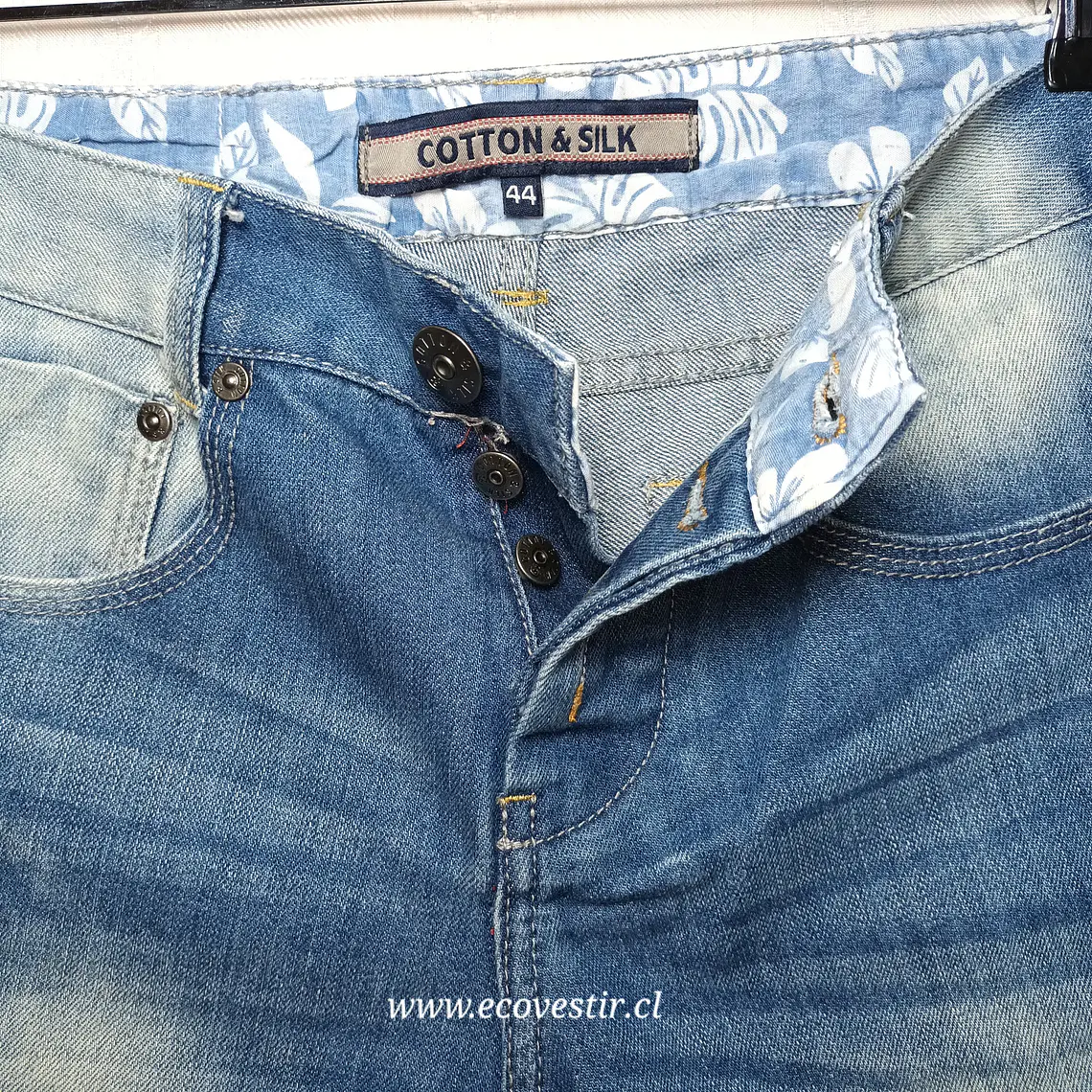Shorts de Mezclilla para Hombre Cotton & Silk - Talla 44 - Azul con Desgaste 2