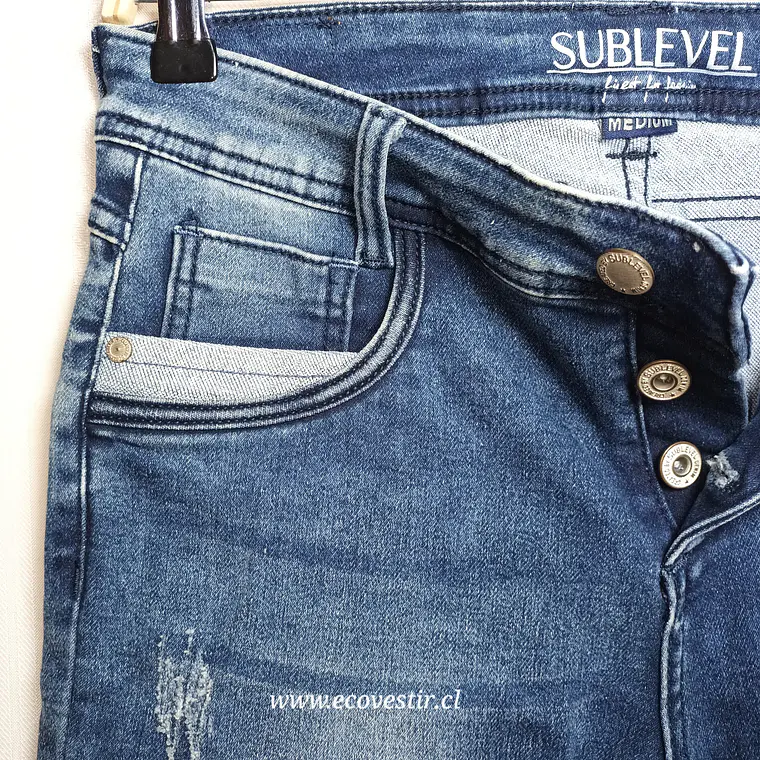  Bermuda Jeans Sublevel Azul con Desgaste Estilo Casual Talla M 3