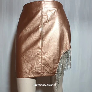 Falda Corta Metalizada Cobriza con Piedras Brillantes Say What Talla XL 