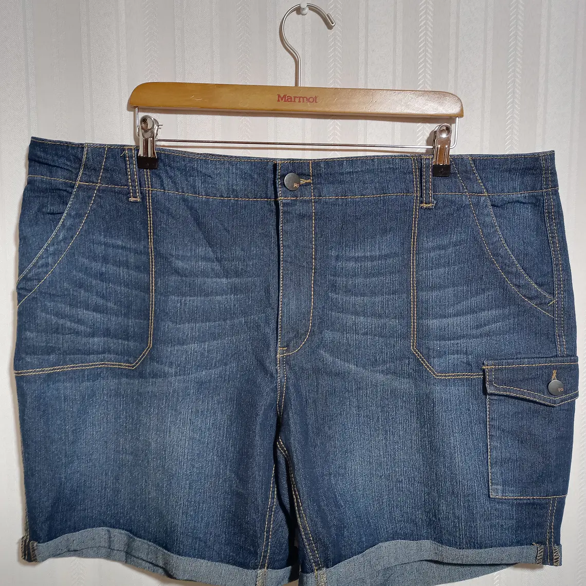 Short de Mezclilla Faded Glory Talla 22W para Mujer - Azul Denim 1
