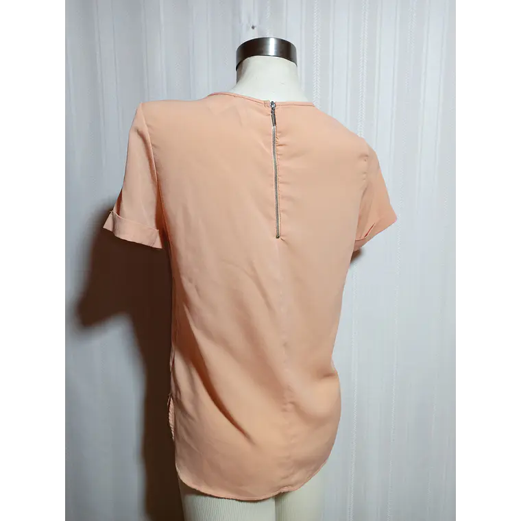 Blusa Manga Corta Color Damasco con Doblez – Stradivarius Talla M 4