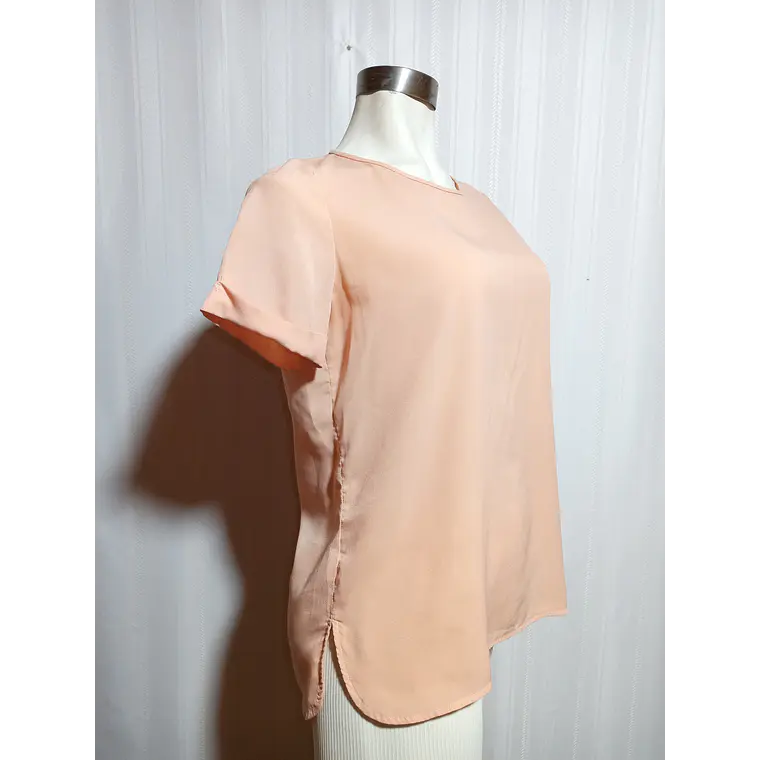 Blusa Manga Corta Color Damasco con Doblez – Stradivarius Talla M 2