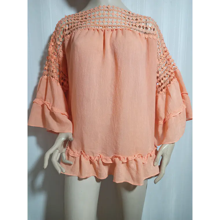 Blusa Romántica Boho con Encaje Calado y Mangas Acampanadas – Lifestyle Attitude Talla 2X / Plus Size 2