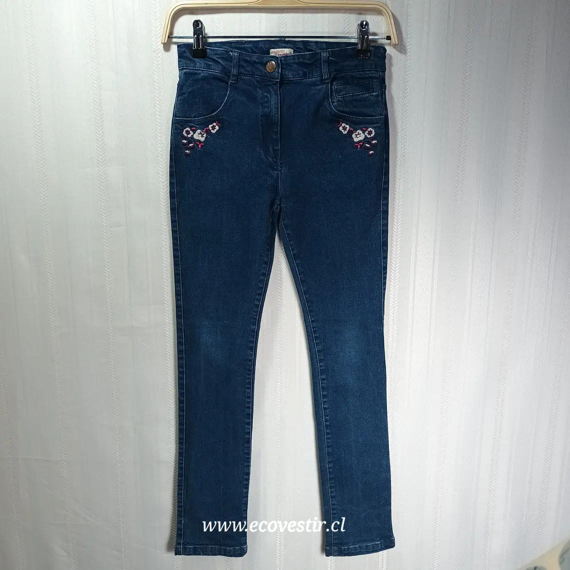 Jeans Denim con Bordado Floral – Du Pareil au Même / DPAM (Talla 12A / 152 cm) 1