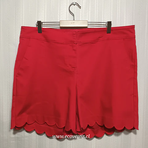 Short de Vestir Rojo con Bastilla Festoneada Isaac Mizrahi - Talla 16 / XL