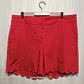 Short de Vestir Rojo con Bastilla Festoneada Isaac Mizrahi - Talla 16 / XL - Miniatura 1