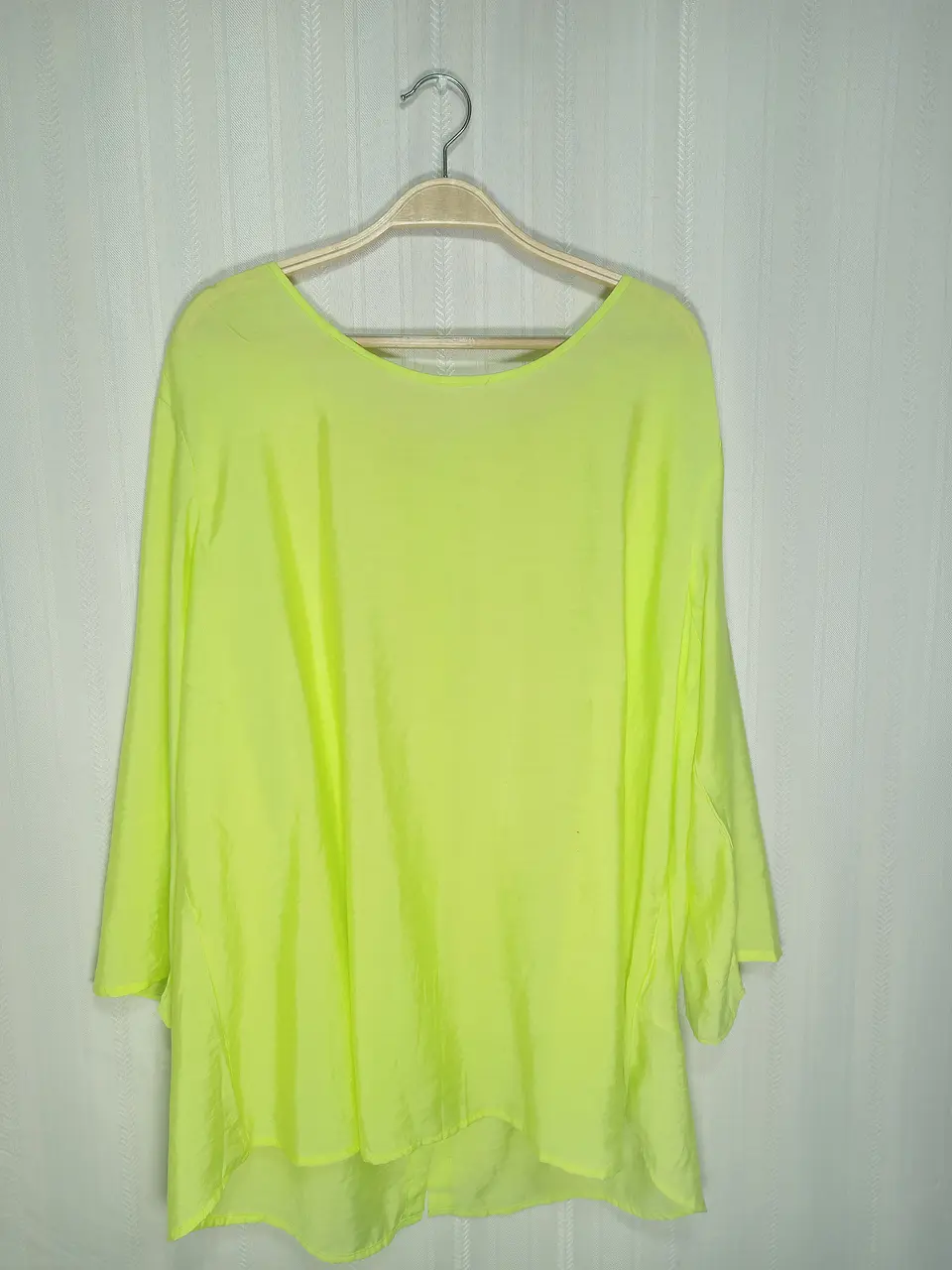 Blusa Túnica Oversize Neón Verde Lima Janina - Talla 1XL (46/48) 6