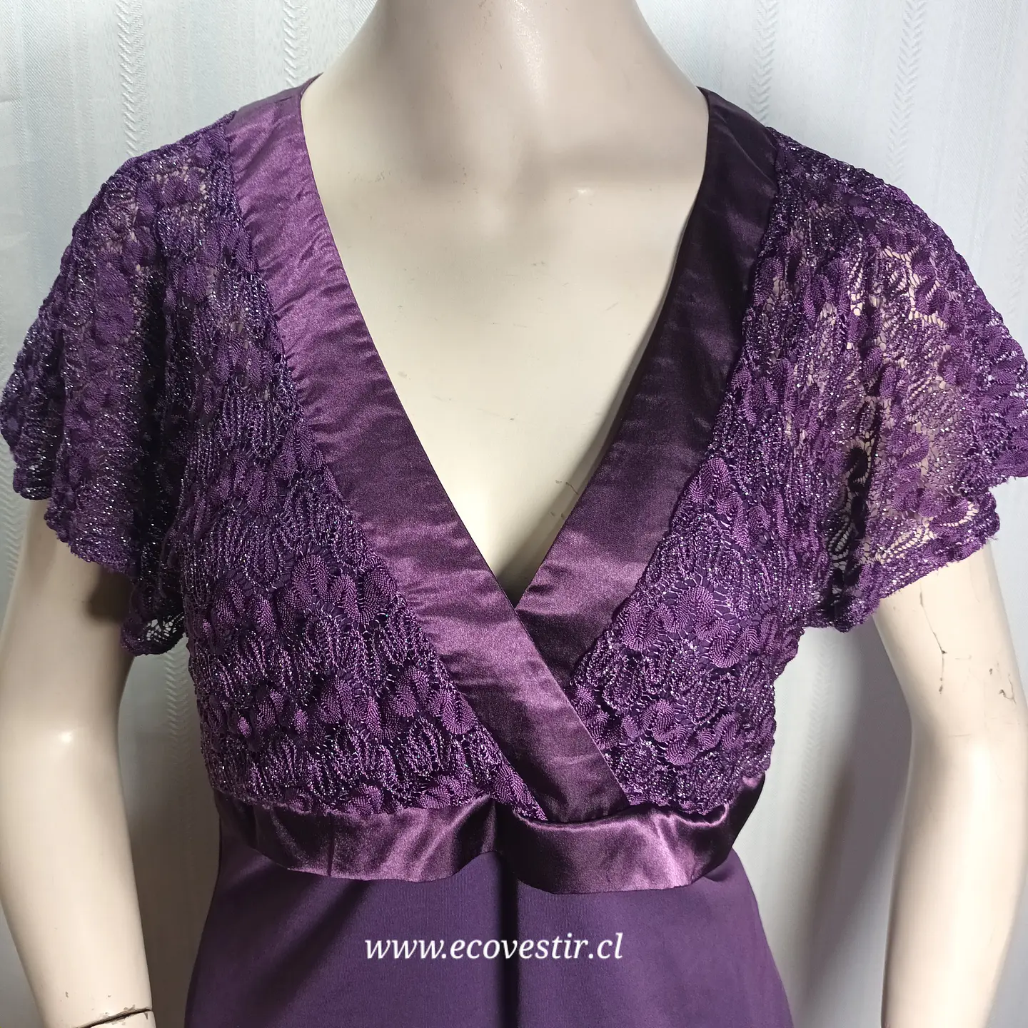 Blusa Violeta de Encaje Metalizado y Borde Satinado Studio 1940 - Talla L (42/44) 4