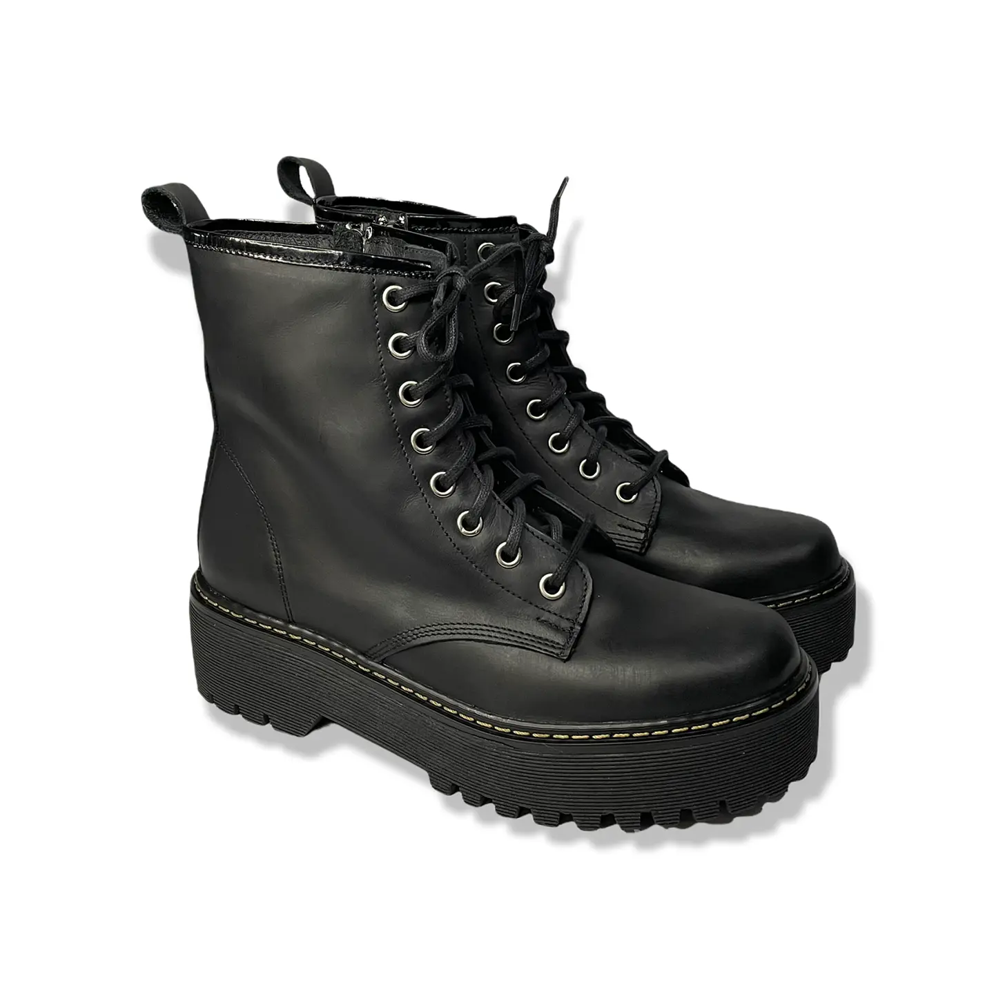 BOTÍN 222 CUERO NEGRO OPACO 1