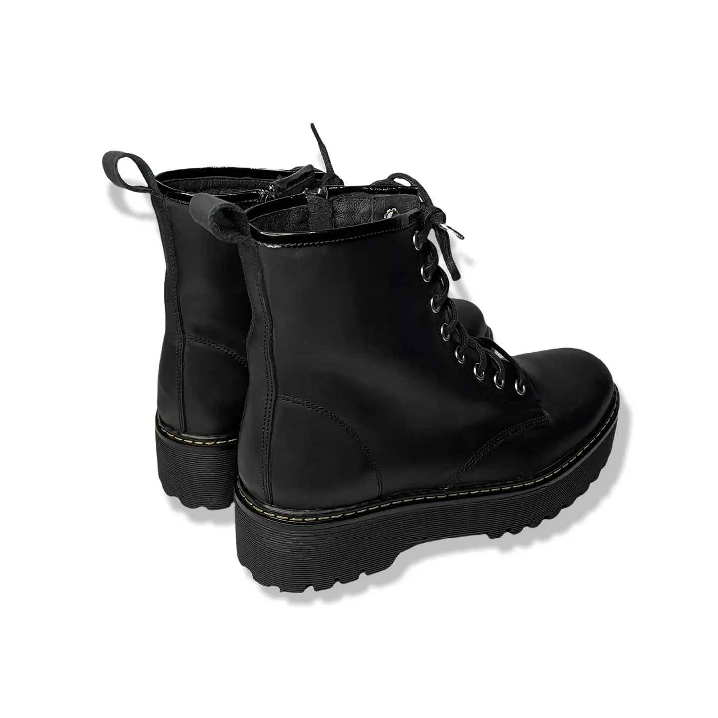 BOTÍN 222 CUERO NEGRO OPACO 2