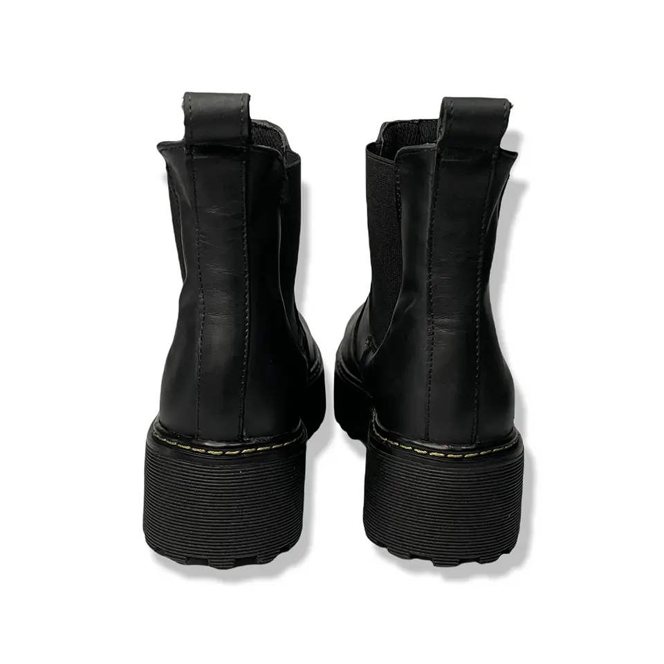 Botín Calafate Negro Opaco 3