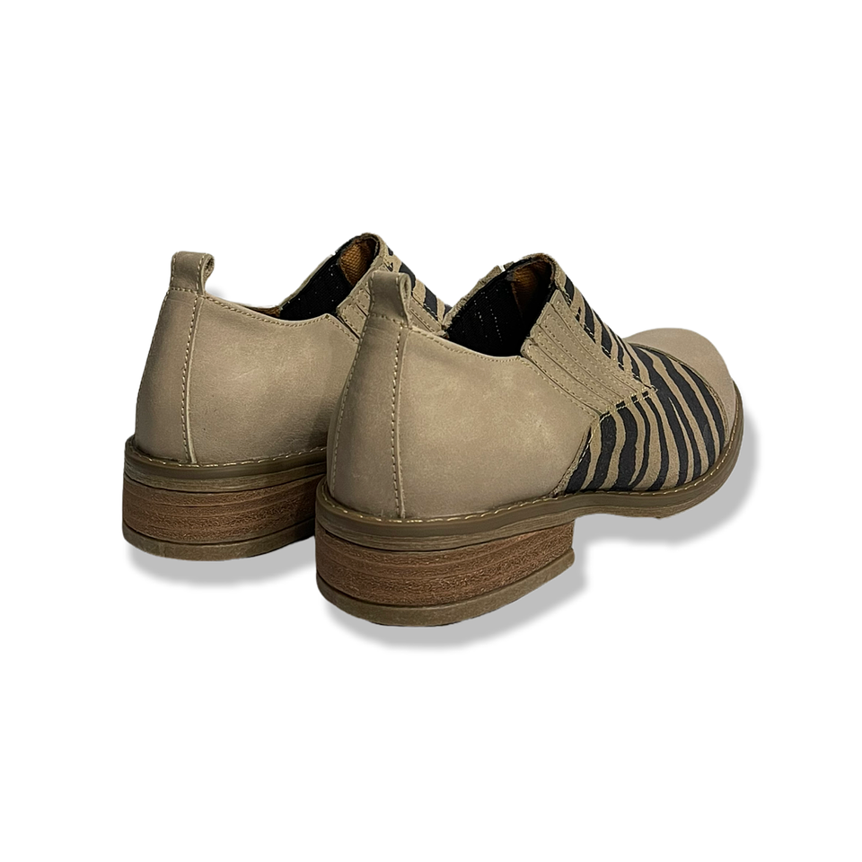 100 Arena Cuero Cebra 4