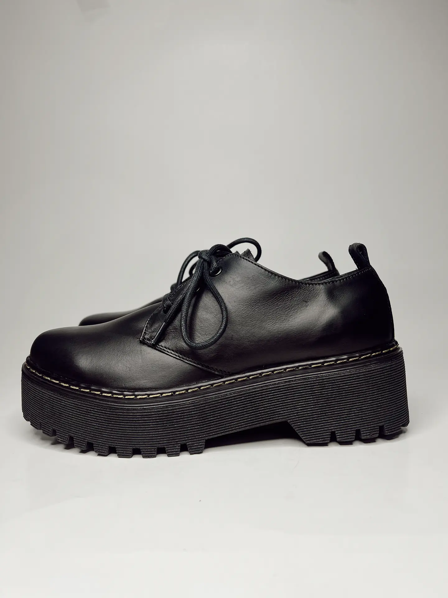 Fezco Negro Cuero 3