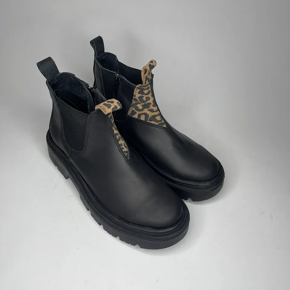 Botín Austral Negro Print  3