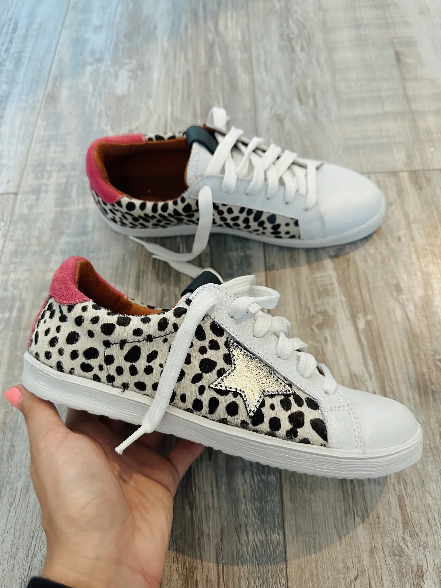 Zapatilla Greca Dálmata Fucsia  1