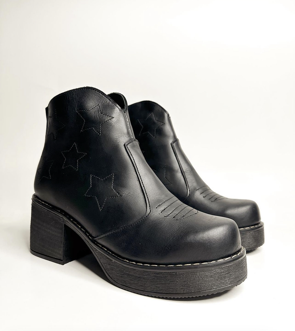 Botín Martina Cuero Negro 1