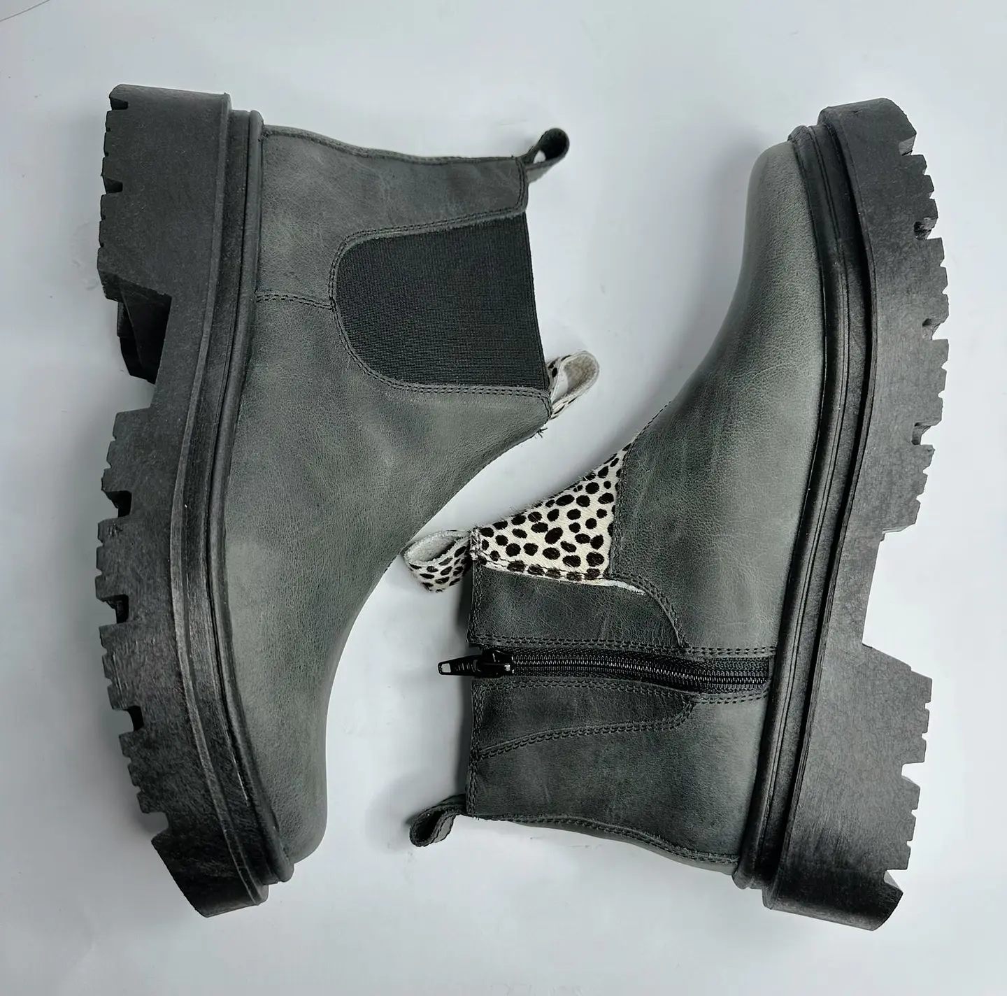 NEW BOTIN AUSTRAL GRAFITO DALMATA 1