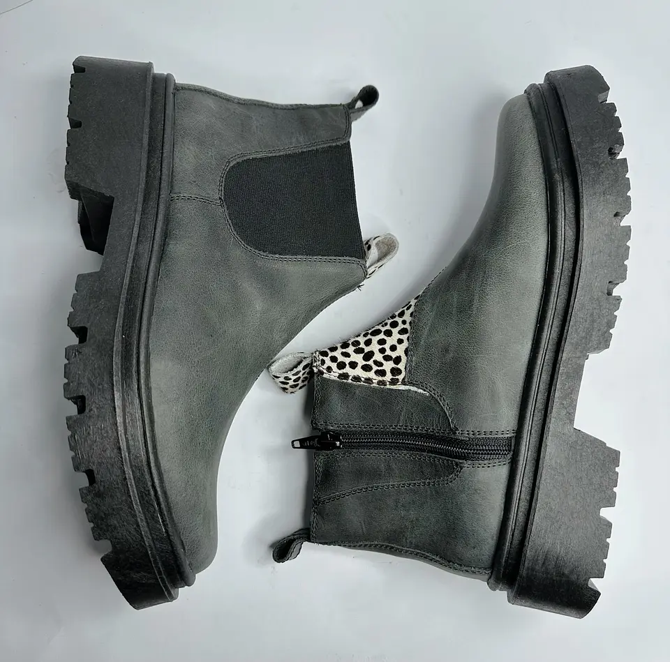 NEW BOTIN AUSTRAL GRAFITO DALMATA 1