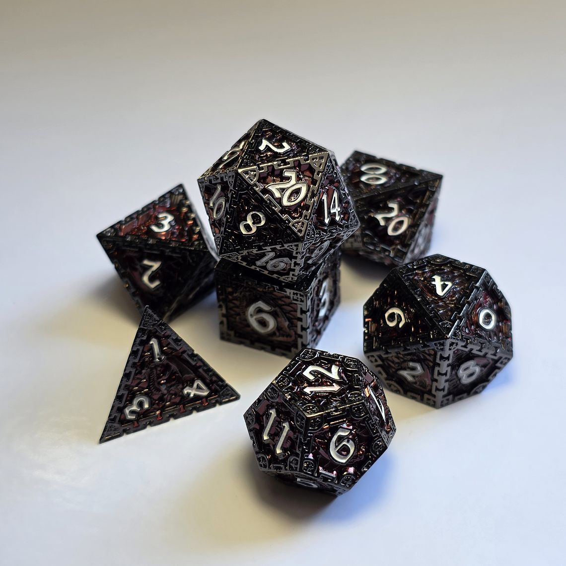 Set de 7 Dados Metálicos - Forja Negra 1
