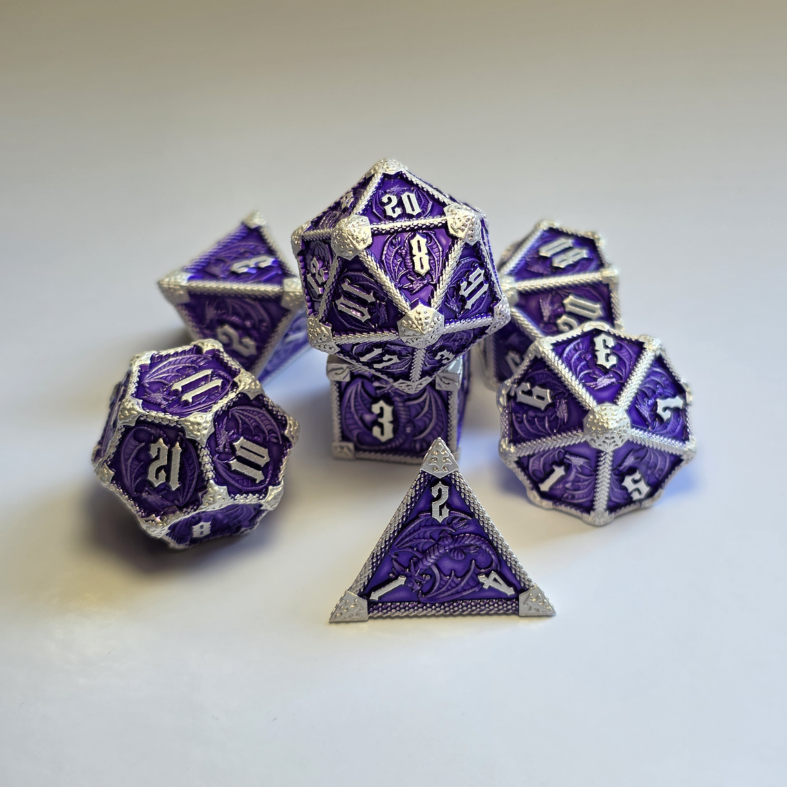 Set de 7 Dados Metálicos - Moradragón 1