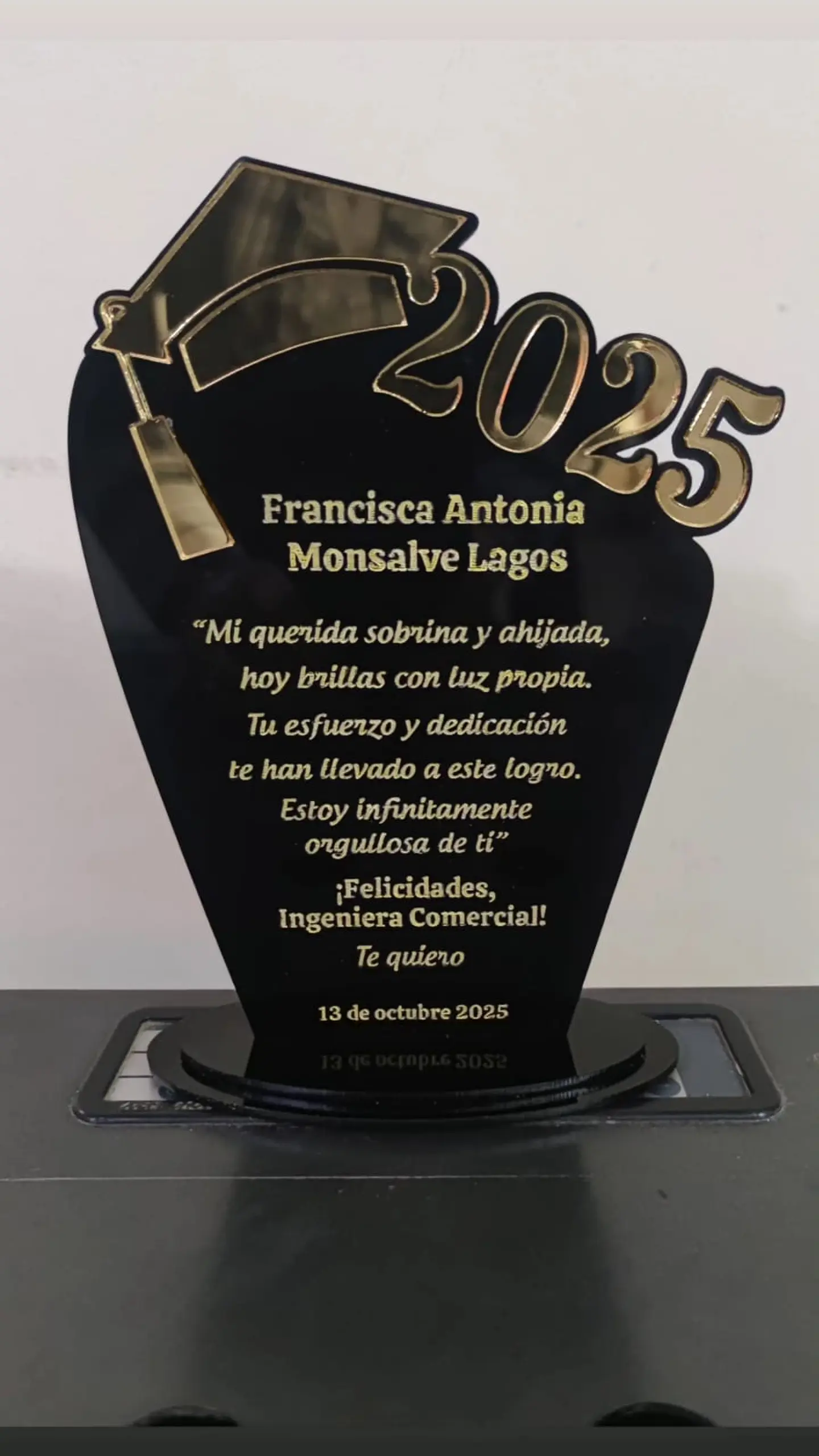 Galvano de egreso, licenciatura o titulación 1