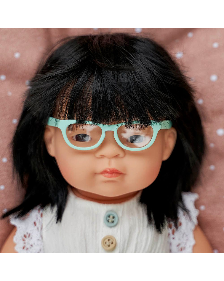 Muñeca con gafas Kumiko 38 cm sin ropa