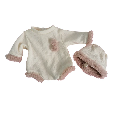 BODY CON GORRO BLANCO INVIERNO ROSA 40 CM   
