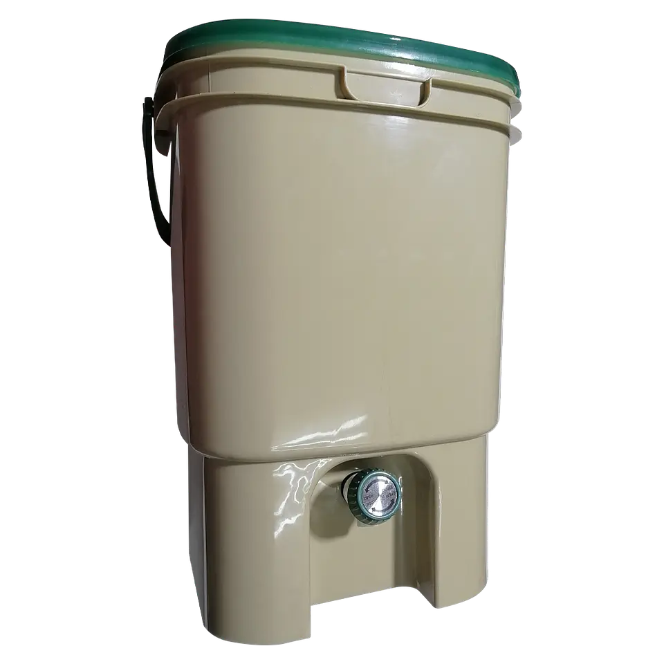 Contenedor de Agua con Llave y Accesorios  1