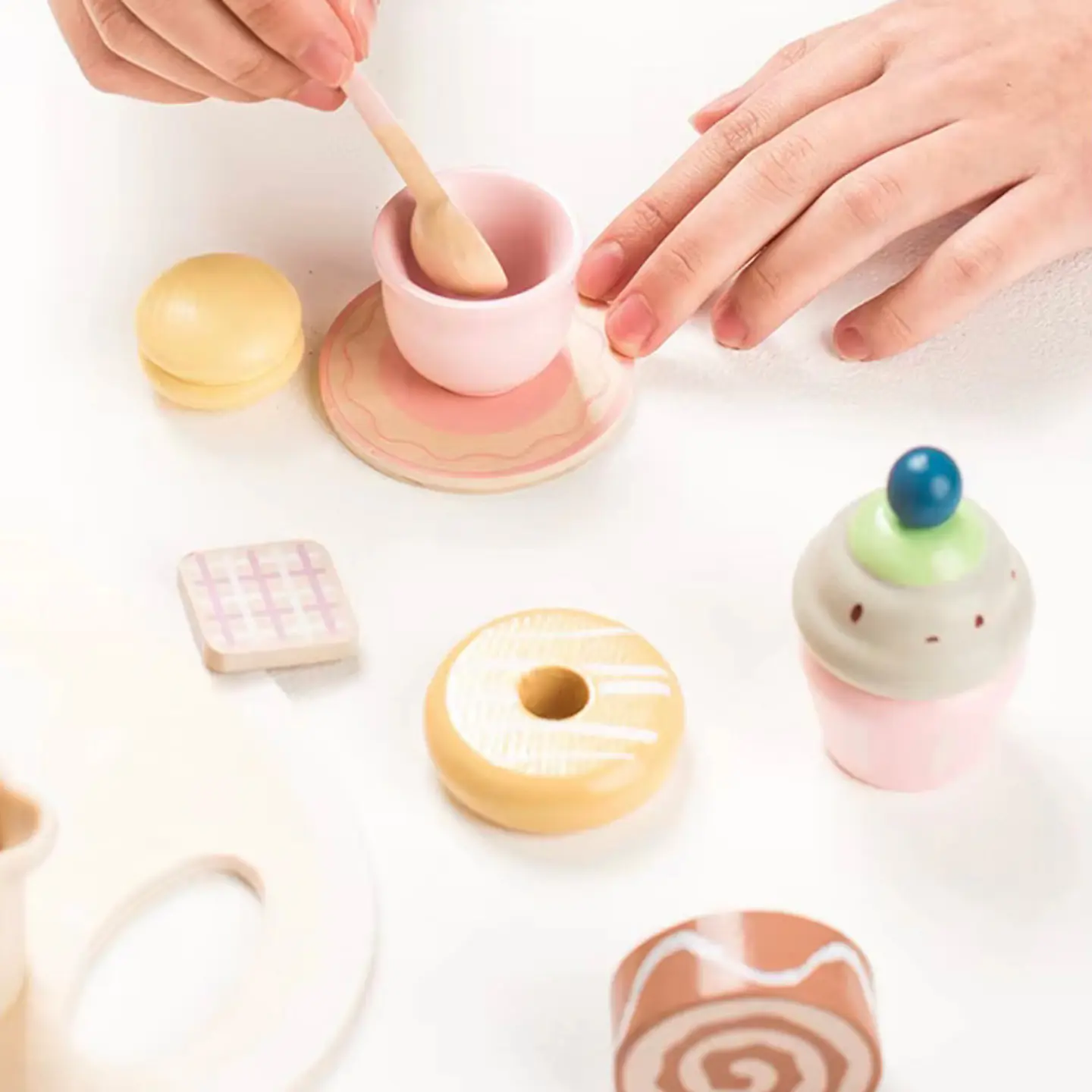 Set de Té y Cupcakes de Madera 3