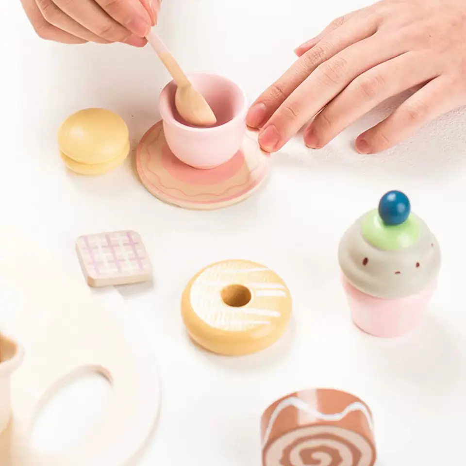 Set de Té y Cupcakes de Madera 3