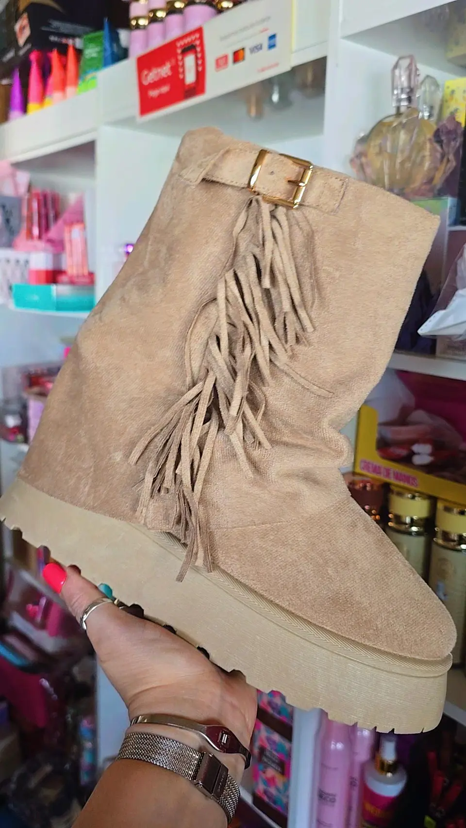 Botines estilo U G G  4