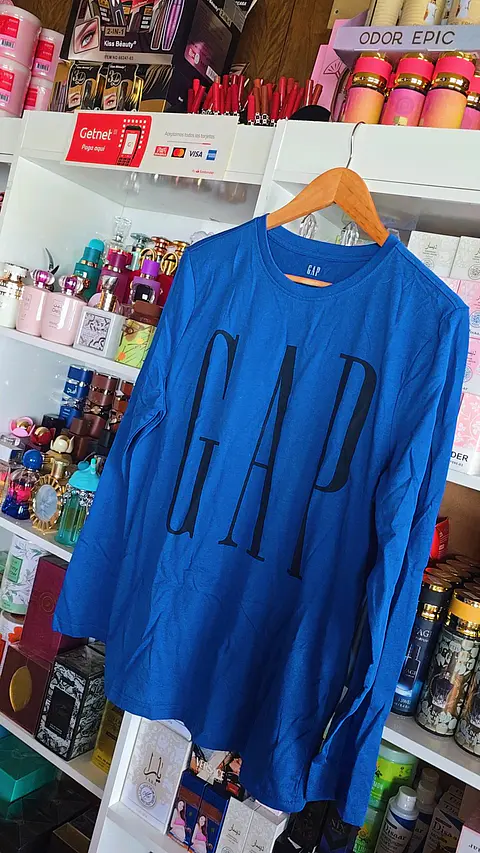 Polera Gap Manga larga M