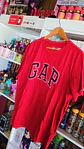 Polera Gap Rojo logo Azul - Miniatura 1