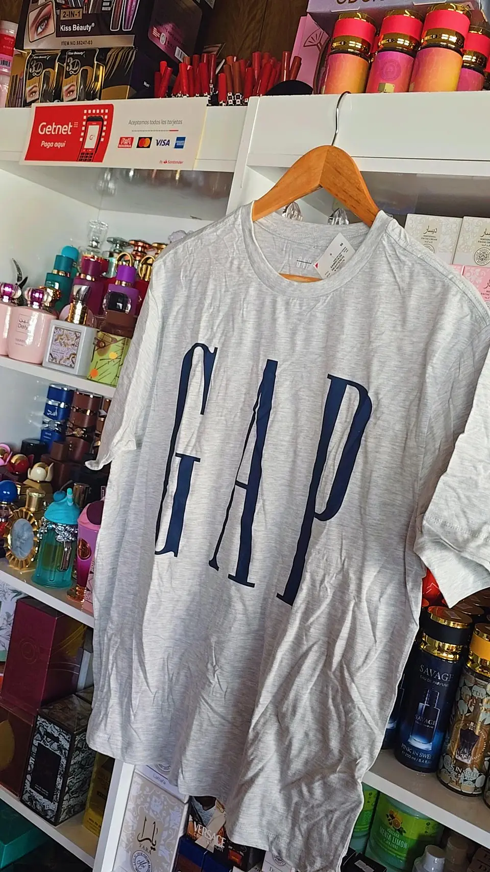 Polera Gap Gris logo Azul Navy M  1