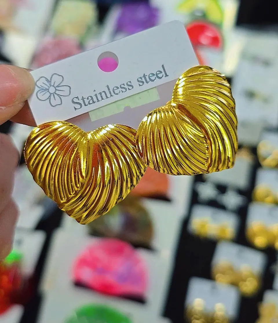 Aros Corazón Alado Dorado 1